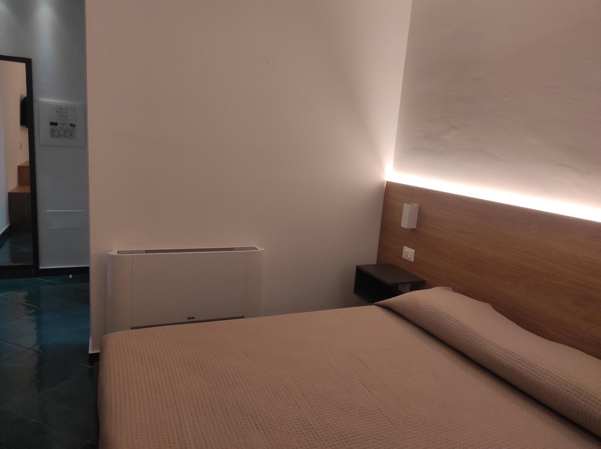 Residenza Porta Romana Тропеа Екстериор снимка