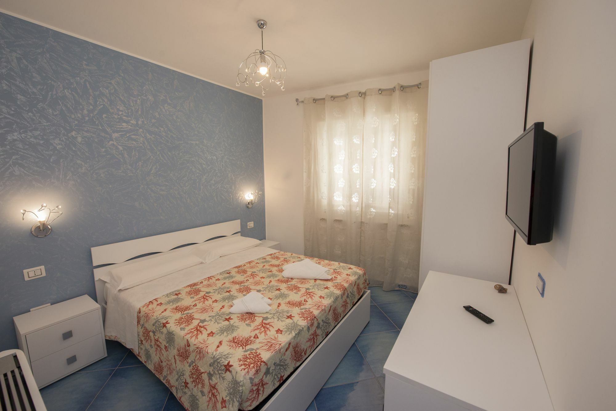 Residenza Porta Romana Тропеа Екстериор снимка